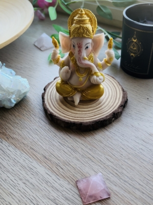 MINI GANESHA DORADA