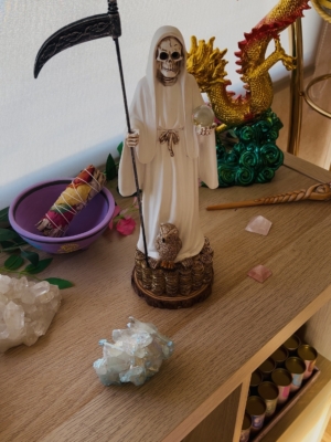 FIGURA DE LA SANTA MUERTE BLANCA 30 CM